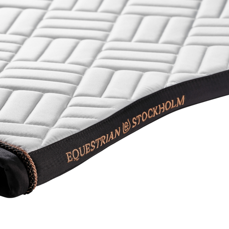 Equestrian Stockholm - Tapis de selle Modern Dark Ocean blanc/ marine