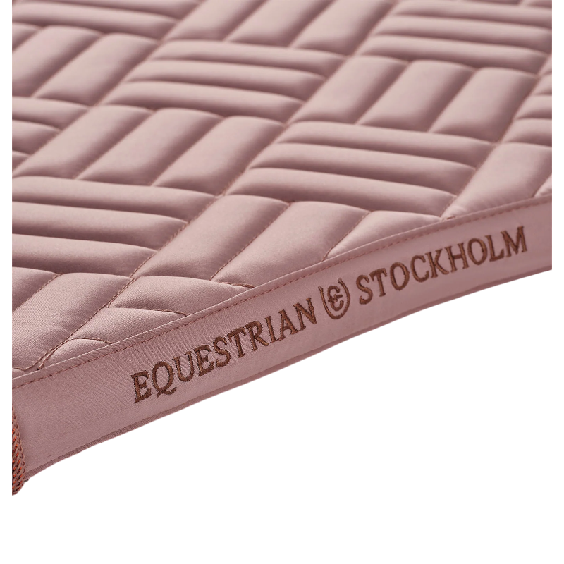 Equestrian Stockholm - Dressuurzadeldek Modern midsummer blush | - Ohlala