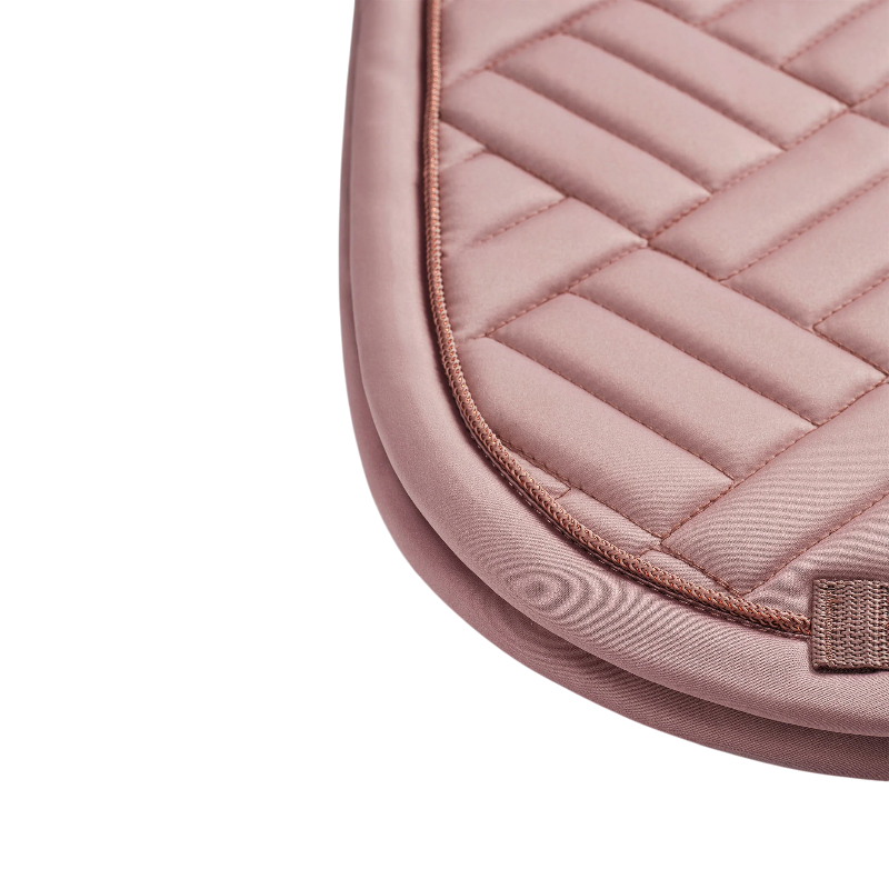 Equestrian Stockholm - Dressuurzadeldek Modern midsummer blush | - Ohlala