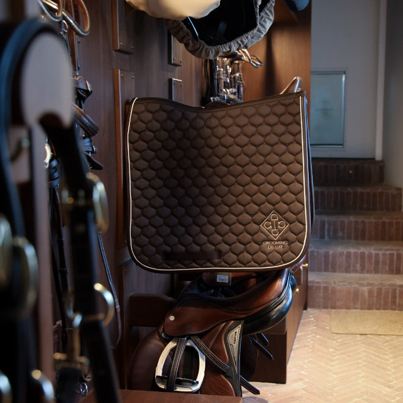 Grooming Deluxe - Tapis de dressage Grooming Deluxe marron
