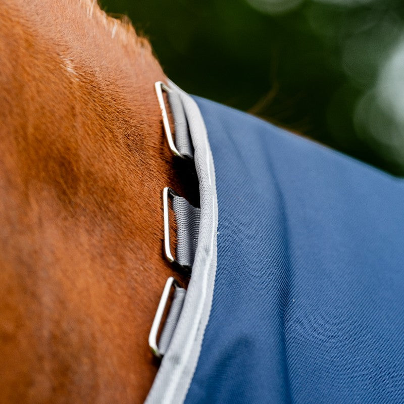 Horseware - Couverture d'extérieur Amigo Bravo 12 Plus Turnout marine/ titanium grey/ argent 400g | - Ohlala