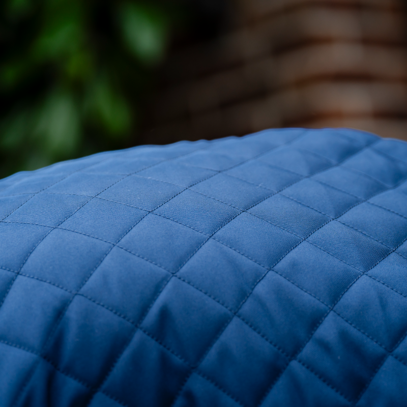 Horseware - Couverture de box Amigo Quilted Stable Plus marine/ titanium grey/ argent 200g | - Ohlala