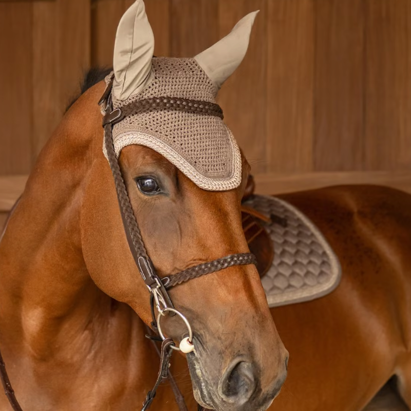 Kentucky Horsewear - Bonnet anti-bruit Wellington corde pailletée tressée beige