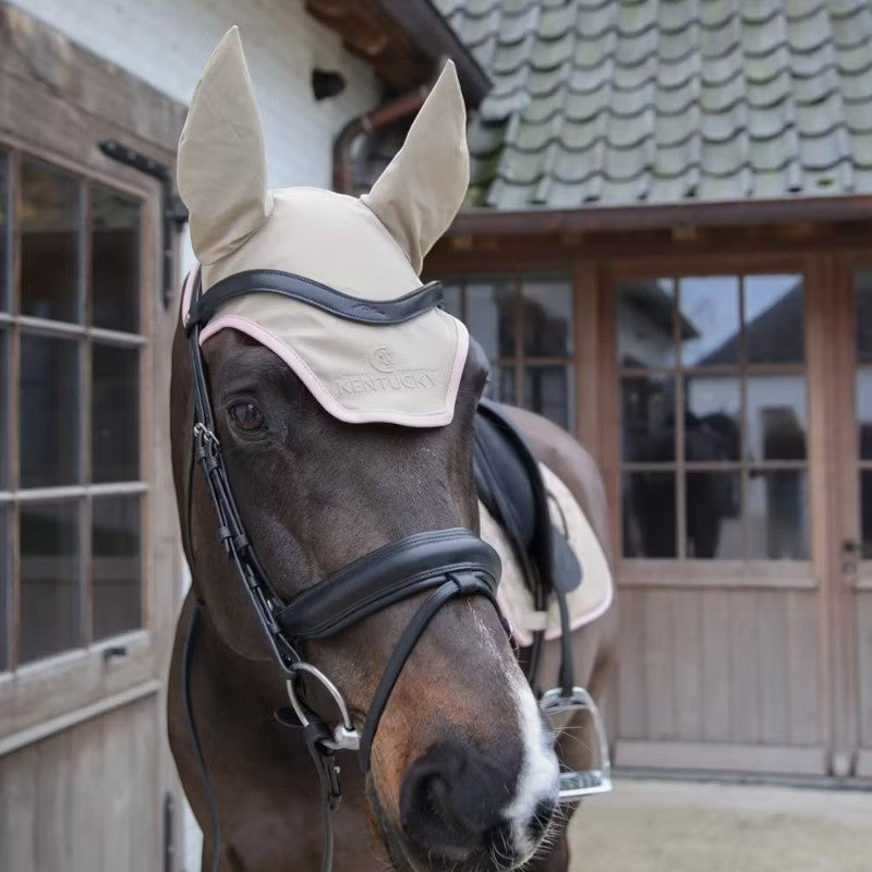 Kentucky Horsewear - Bonnet pour chevaux anti-bruits softshell beige/ vieux rose