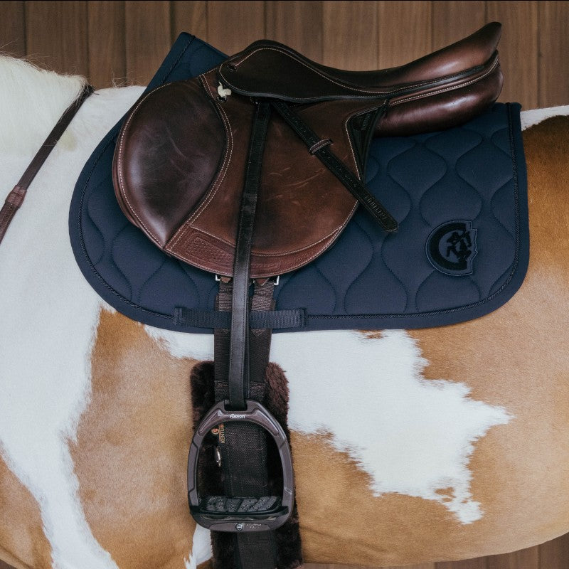 Kentucky Horsewear - Tapis de selle Wave jumping 3D logo marine | - Ohlala