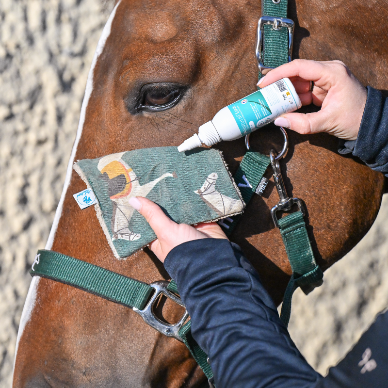 Natural' Innov - Lotion nettoyante pour les yeux Natural'Look | - Ohlala