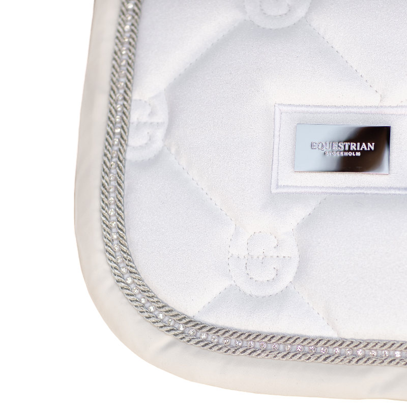 Equestrian Stockholm - Tapis de selle Timeless White Glimmer blanc | - Ohlala