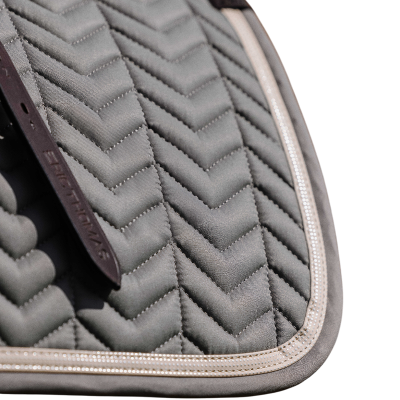 Equithème - Tapis de selle Softypop gris foncé | - Ohlala