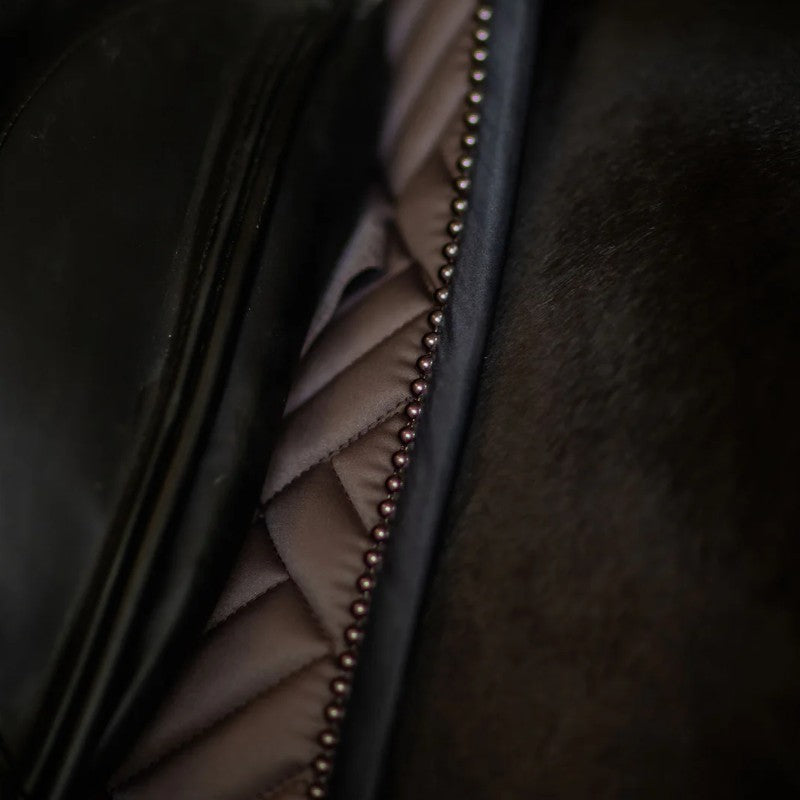 Equestrian Stockholm - Tapis de dressage Modern Mocha marron