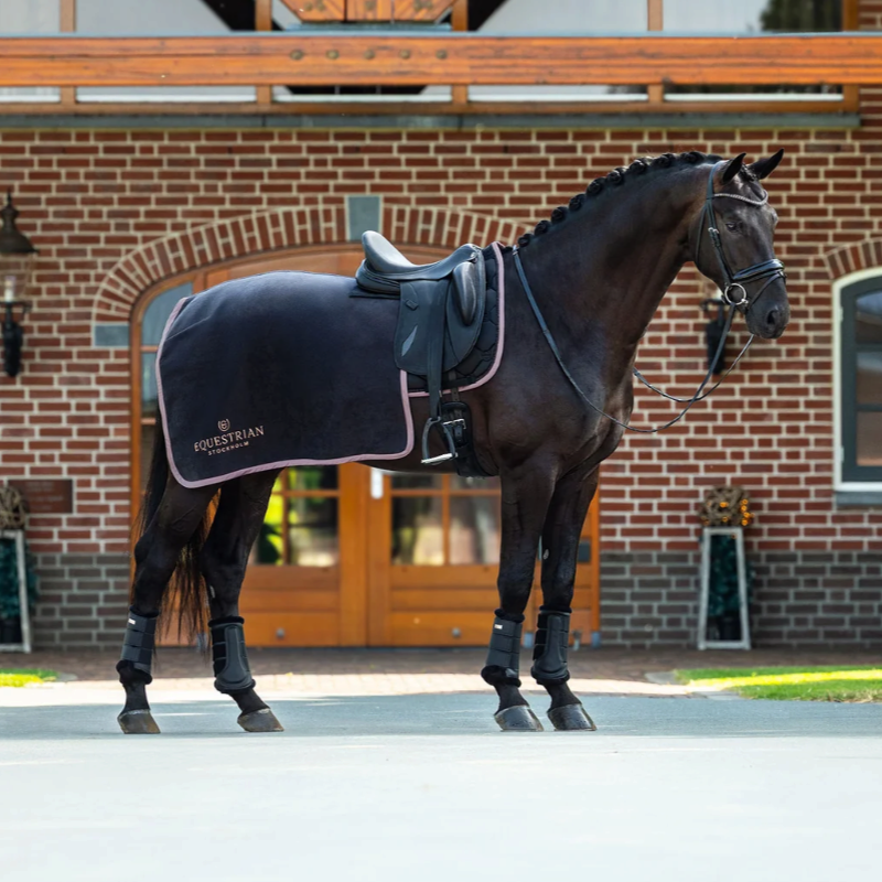 Equestrian Stockholm - Couvre-reins polaire carré Heavy Fleece Black Blush noir