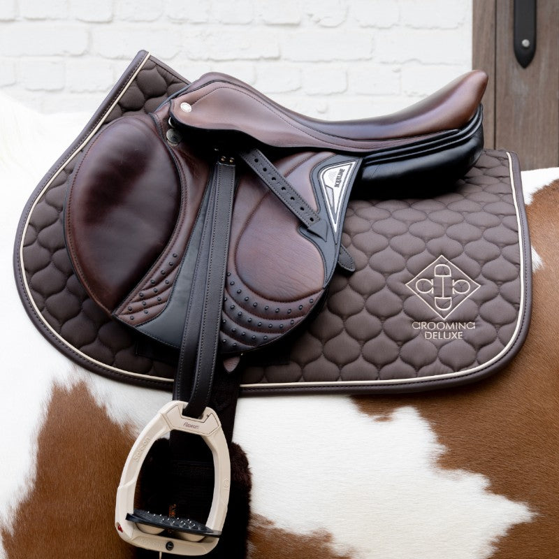 Grooming Deluxe - Tapis de selle Grooming Deluxe marron