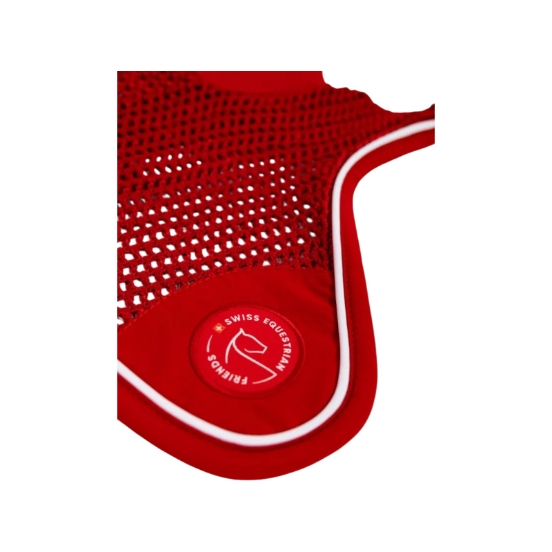 Harcour - Bonnet court Poschiavo Swiss Equestrian Friends rouge