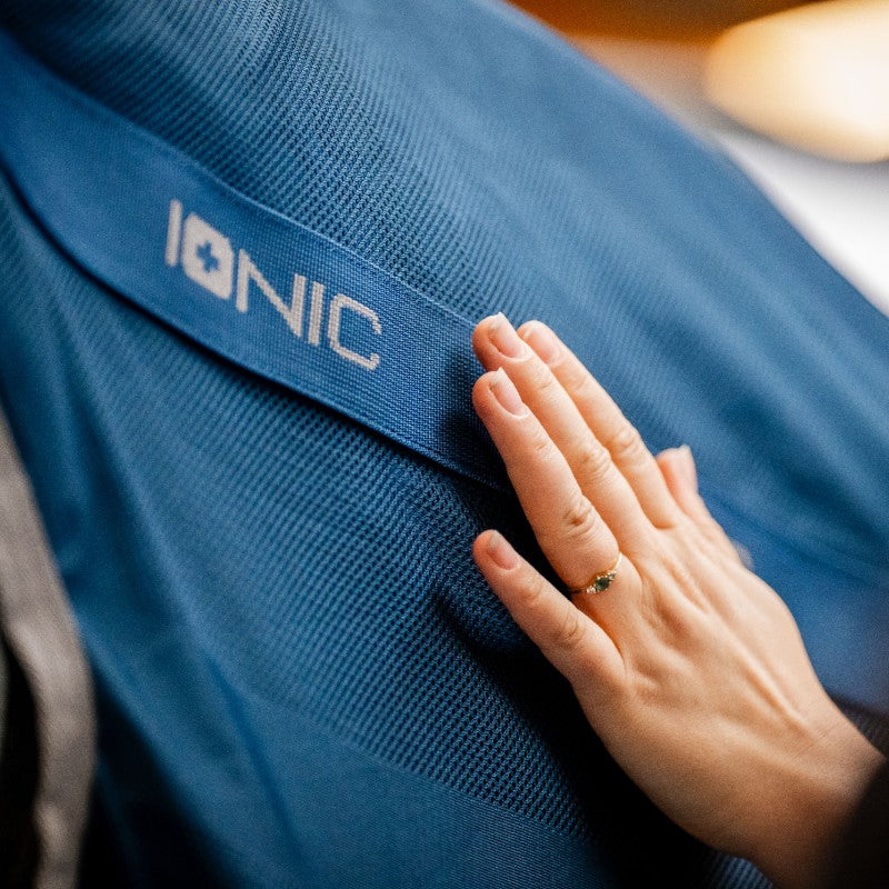Horseware - Chemise séchante thérapeutique Ionic Therapy imperial blue/ argent/ marine 0g