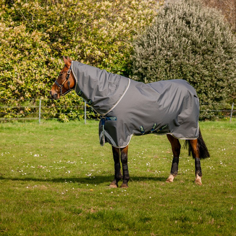 Horseware - Couverture d'extérieur Amigo Bravo 12 Plus shadow/ marine/ lime 250g | - Ohlala