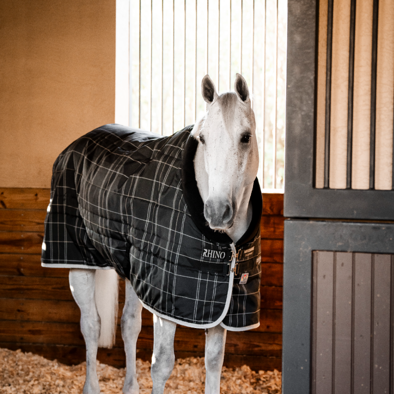 Horseware - Couverture de box Rhino Stable VL noir/ gris/ blanc à carreaux/ gris 350g