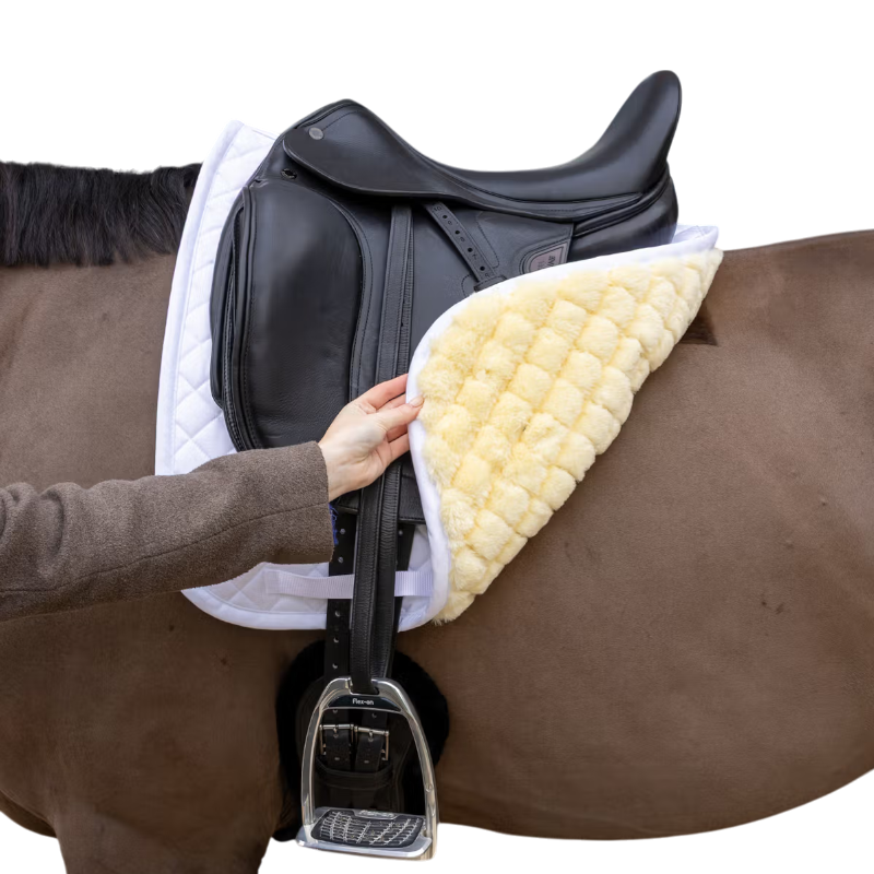 Kentucky Horsewear - Tapis de dressage Diamond doublé mouton synthétique blanc