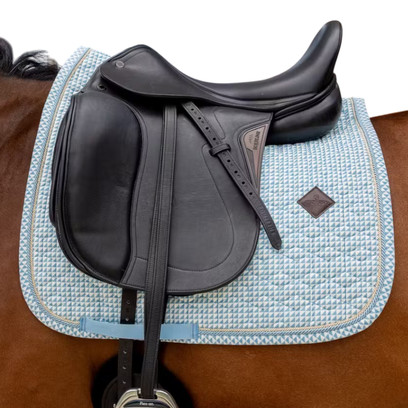 Kentucky Horsewear - Tapis de dressage Velvet Printing flags light blue
