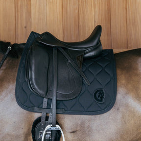 Kentucky Horsewear - Tapis de dressage Wave 3D logo noir | - Ohlala