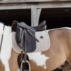 Kentucky Horsewear - Tapis de dressage Skin Friendly Velvet beige | - Ohlala