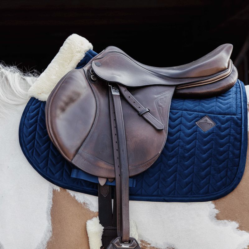 Kentucky Horsewear - Tapis de selle Skin Friendly Velvet marine | - Ohlala