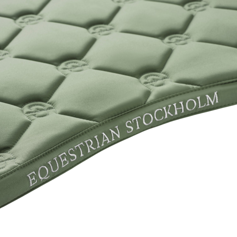 Equestrian Stockholm - Tapis de selle Pastel pistachio white | - Ohlala