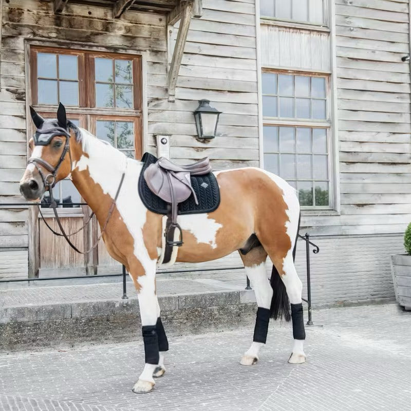 Kentucky Horsewear - Bonnet pour chevaux anti-bruits Wellington Velvet Pearls noir | - Ohlala