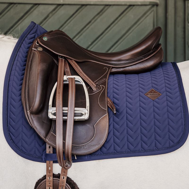 Kentucky Horsewear - Tapis de dressage Fishbone marine | - Ohlala