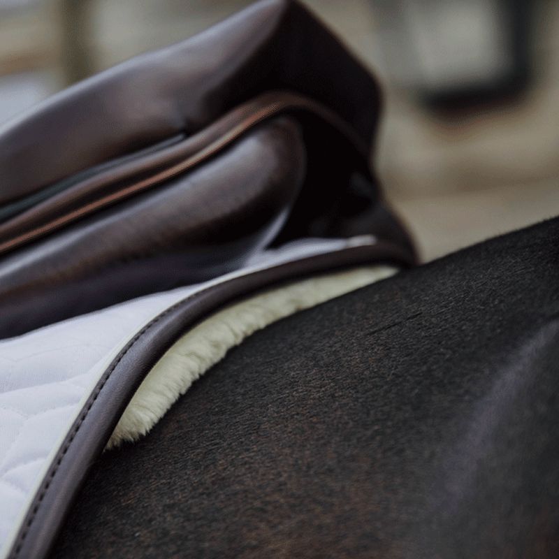 Kentucky Horsewear - Tapis de selle Skin Friendly blanc | - Ohlala