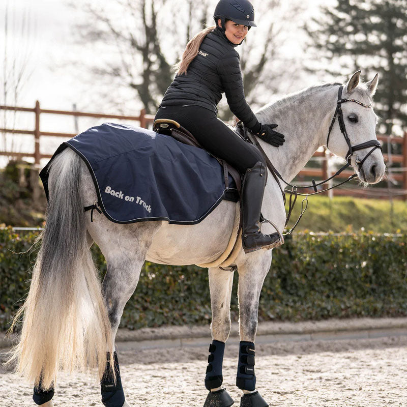 Back On Track - Couvre-reins imperméable Sammy 600D | - Ohlala