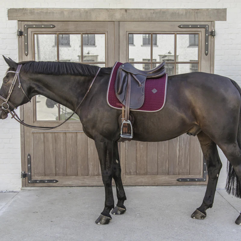 Kentucky Horsewear - Tapis de selle classic cuir dressage bordeaux | - Ohlala