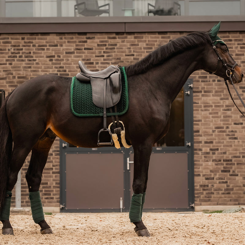 Kentucky Horsewear - Tapis de dressage Velvet Pearls vert sapin | - Ohlala