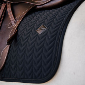 Kentucky Horsewear - Tapis de dressage Fishbone noir | - Ohlala