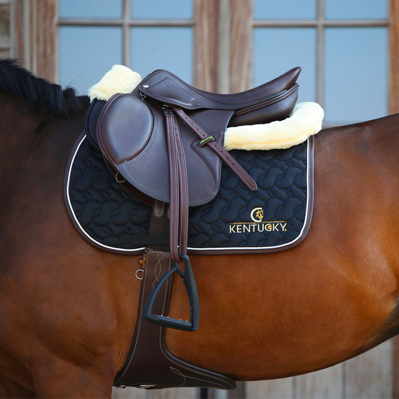 Kentucky Horsewear - Tapis de selle noir avec logo | - Ohlala